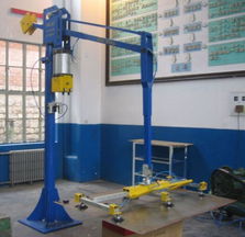 全气控平衡吊与气动切割机 高效安全的工业配套解决方案